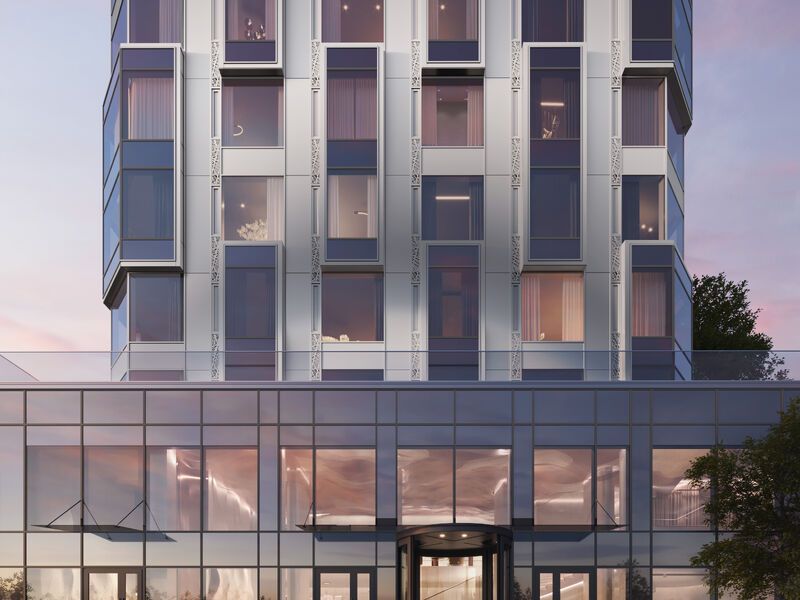 Серебряная башня с динамичным стрельчатым силуэтом, минималистичными формами и чистыми линиями.