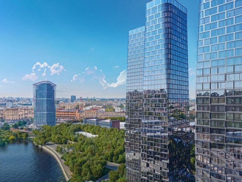 Строится на первой линии набережной Москвы-реки в Дорогомиловом районе.