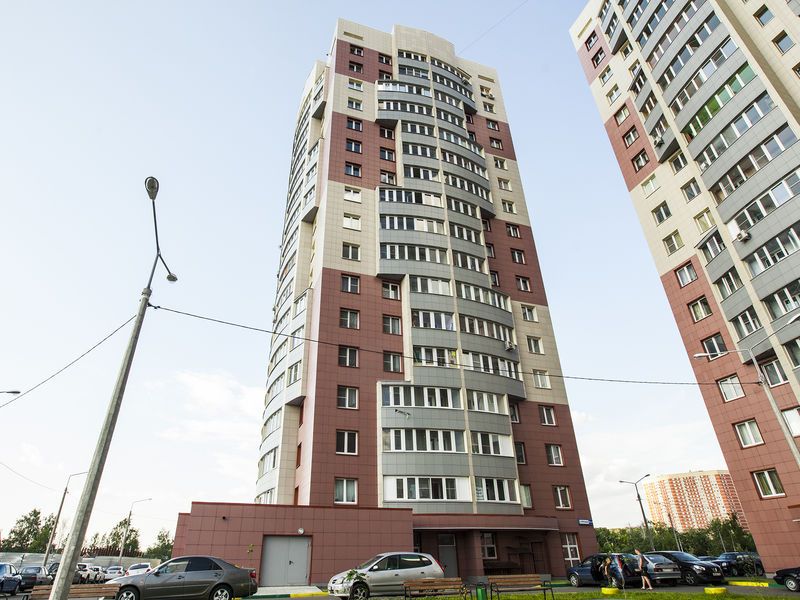 ЖК «Берег Скалбы» (ЖК «Дача Шатена»). Дом 12, корпус 4. Фото от 25.06.2016 г.