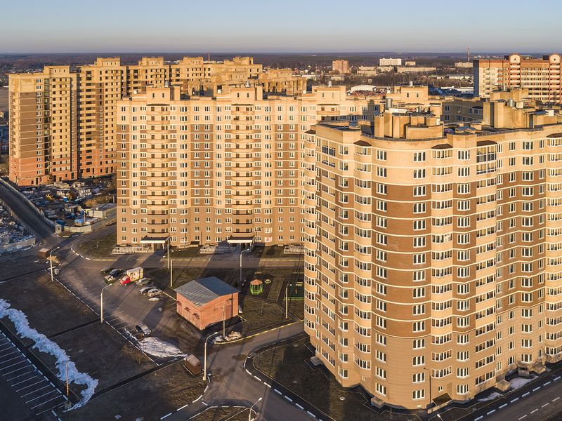 ЖК «Эстет». В ЖК есть готовые квартиры. Аэрофотосъемка от 2.04.2019