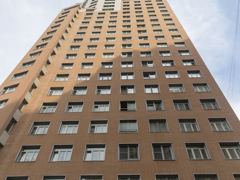 ЖК «Флагман» (Профсоюзная). Фасад здания. Фото от 15.07.2018 г.