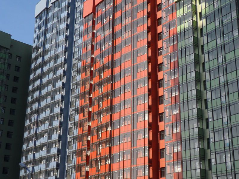 Остекление балконов в единой стилистике. Апрель, 2019.