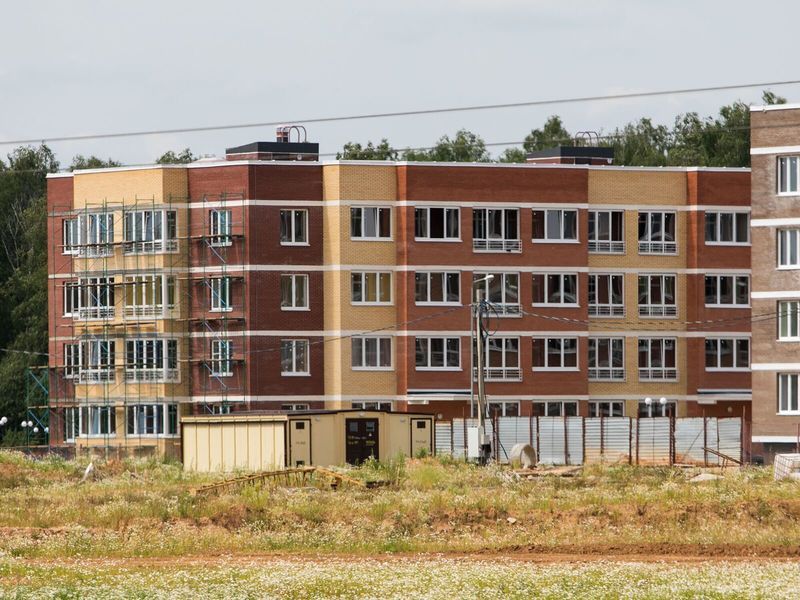 ЖК «Малая Истра». Фасад корп. 1. Введен в эксплуатацию. Фото от 26.07.2017 г.