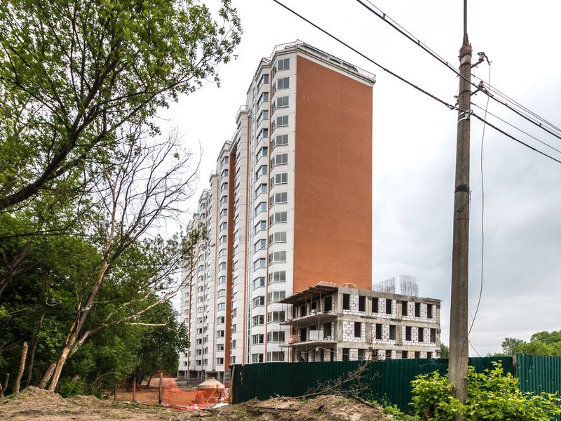 ЖД на ул. Советская, корп. 40 Б (Балашиха). Фото от 17.05.2016 г.